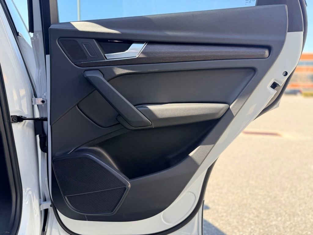 Certified 2023 Audi Q5 2.0T Premium w/ Convenience Package image 20