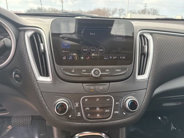 Used 2024 Chevrolet Malibu LT FWD image 24