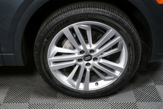 Used 2018 Audi Q5 Prestige image 38