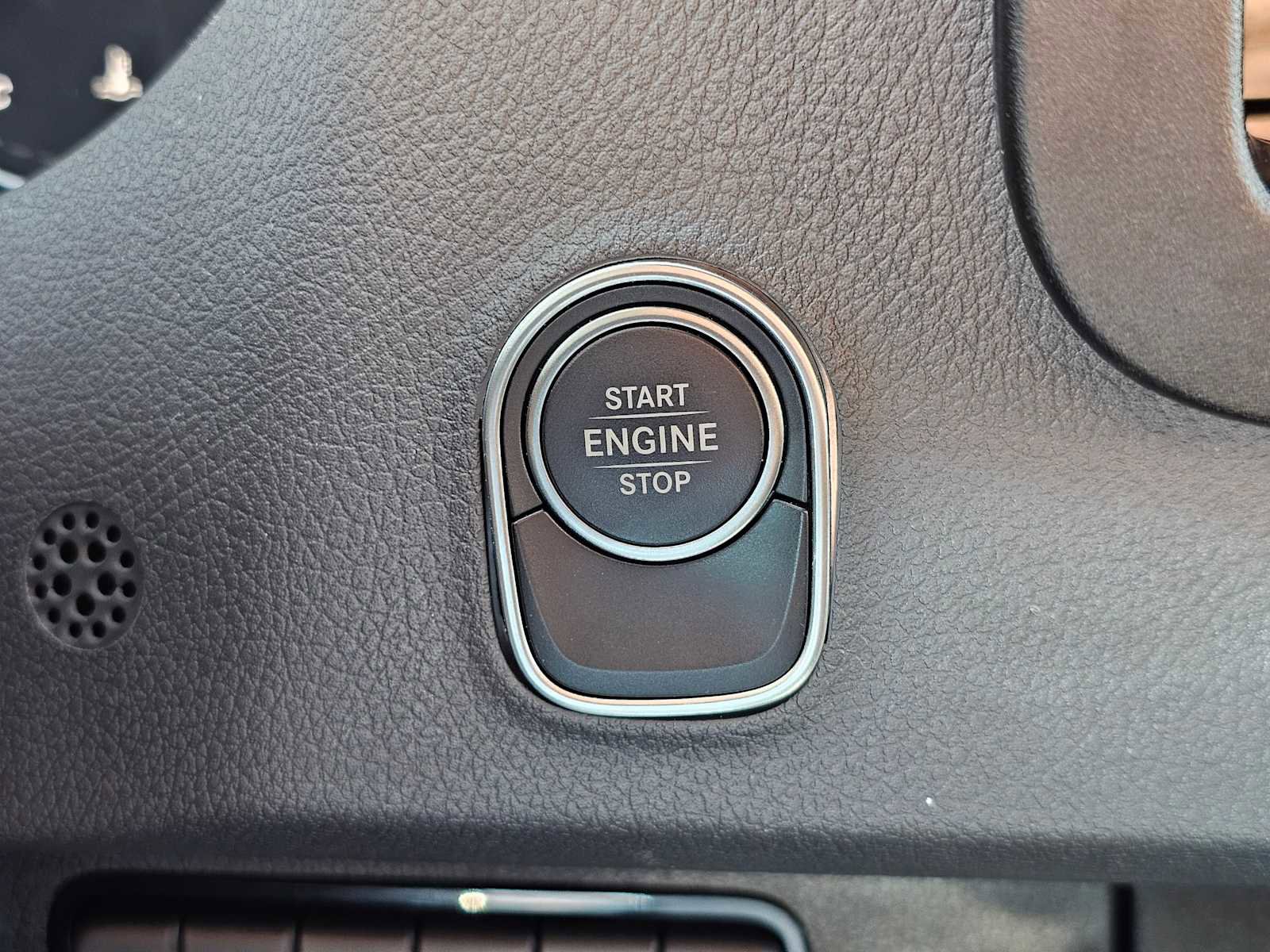 Used 2025 Mercedes-Benz Sprinter 2500 image 30