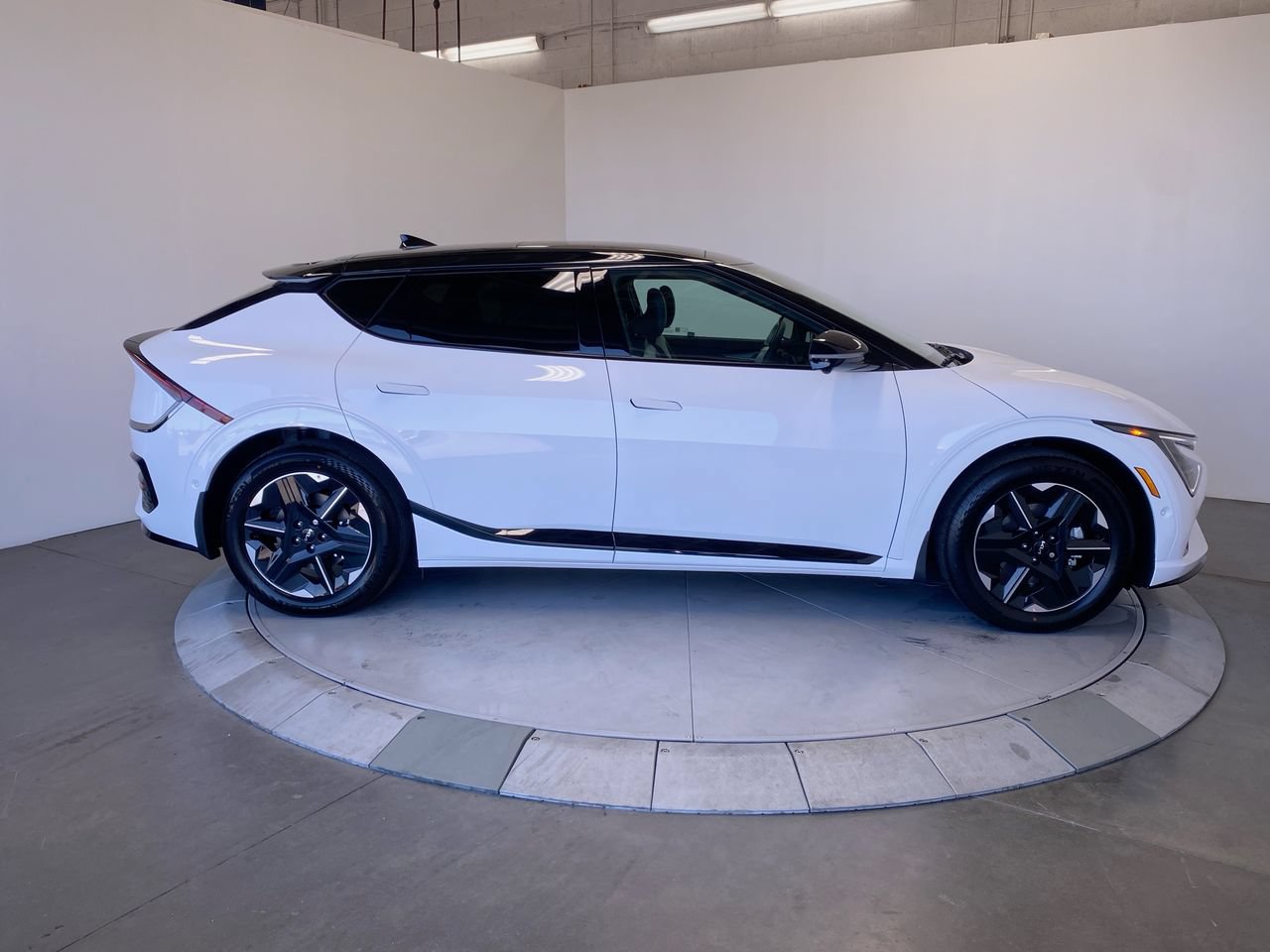New 2026 Kia EV6 GT-Line RWD image 6