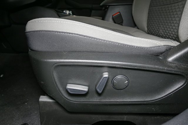 Used 2022 Ford Escape SE w/ Convenience Package image 36