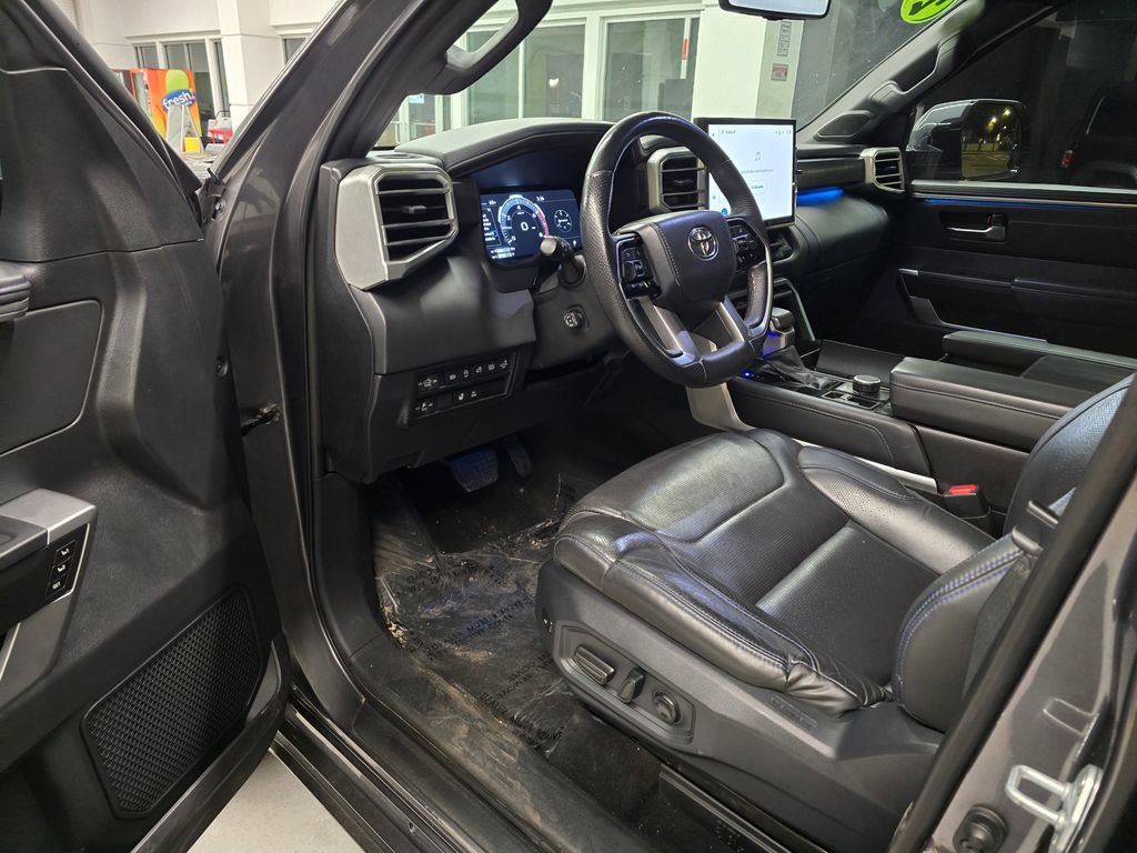 Used 2023 Toyota Tundra Platinum AWD/4WD image 18