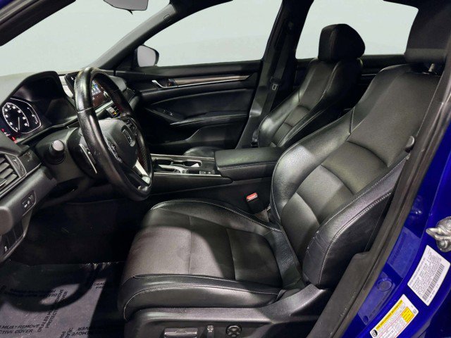 Used 2018 Honda Accord Sport image 14