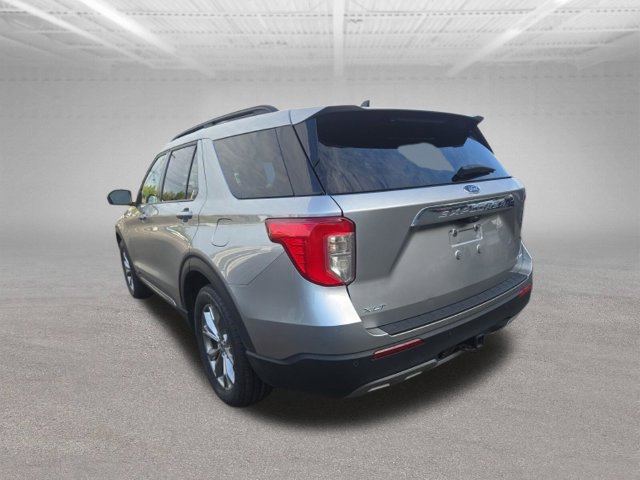 Certified 2023 Ford Explorer XLT w/ Equipment Group 202A AWD/4WD image 6