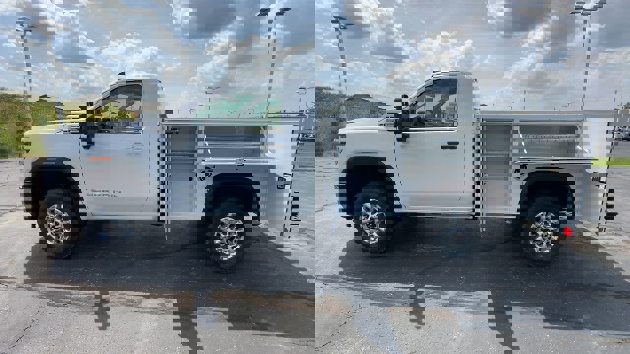 New 2025 GMC Sierra 2500 Pro w/ Convenience Package image 5