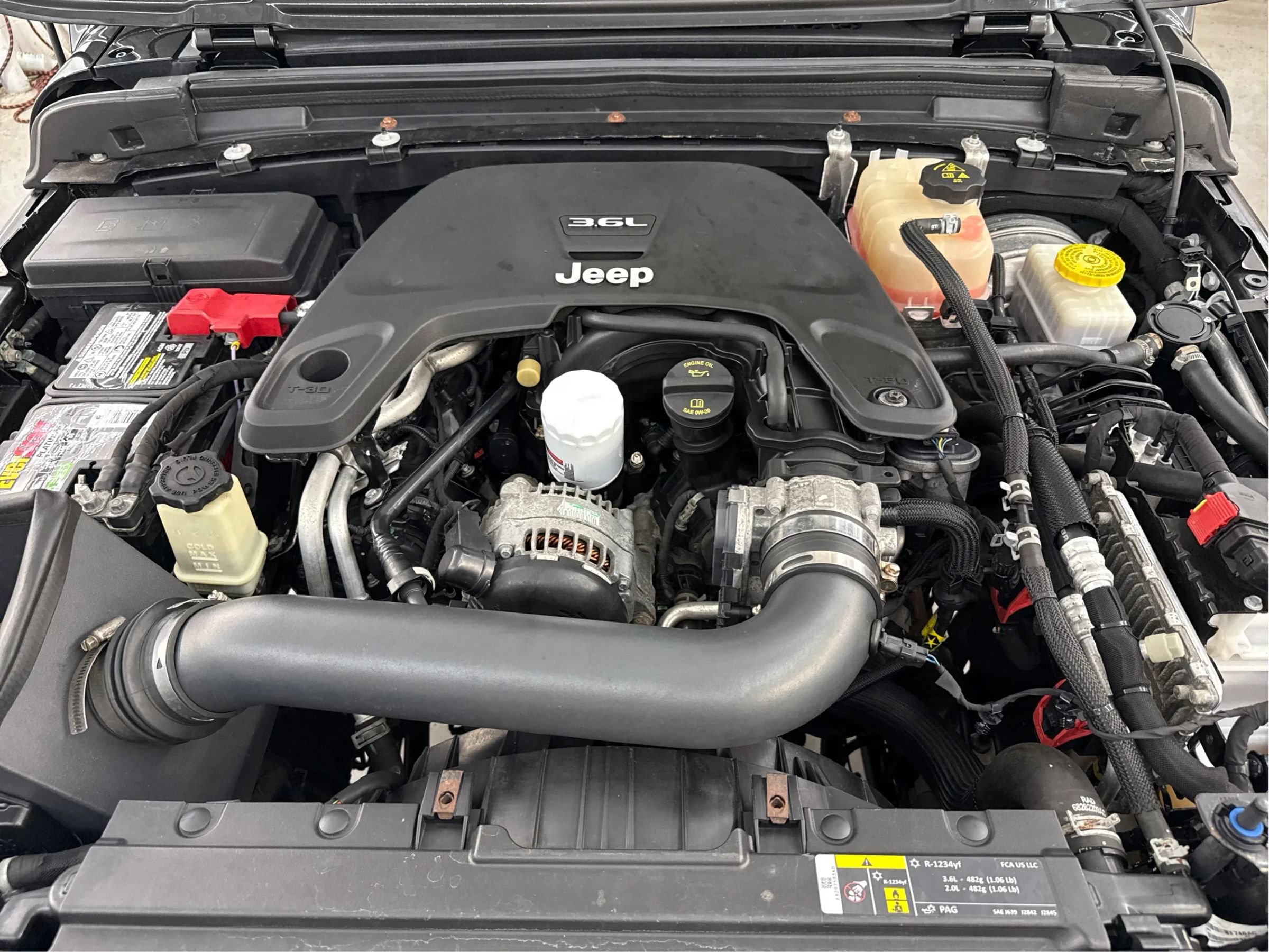 Used 2018 Jeep Wrangler Unlimited Sport S AWD/4WD image 28