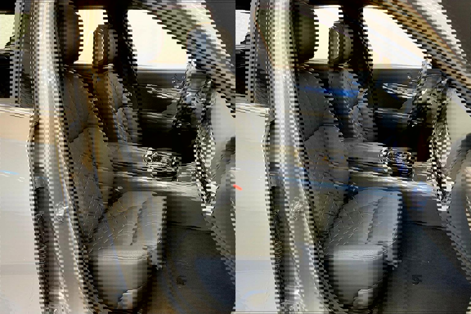 Used 2024 BMW i7 eDrive50 image 17