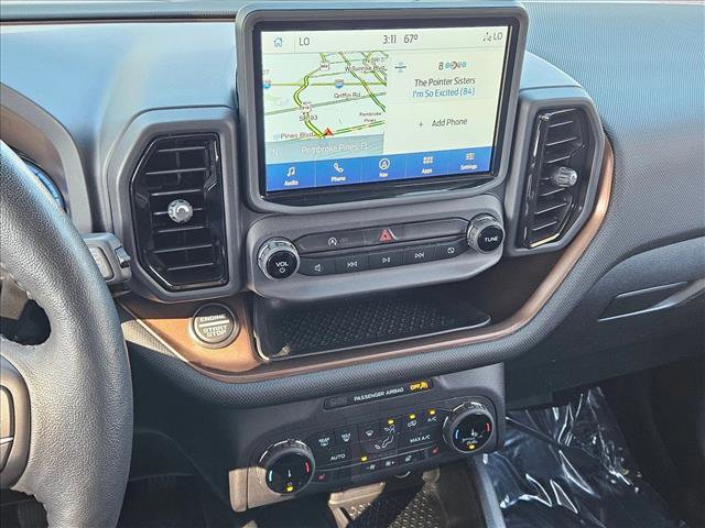 Used 2022 Ford Bronco Sport Outer Banks w/ Tech Package image 12