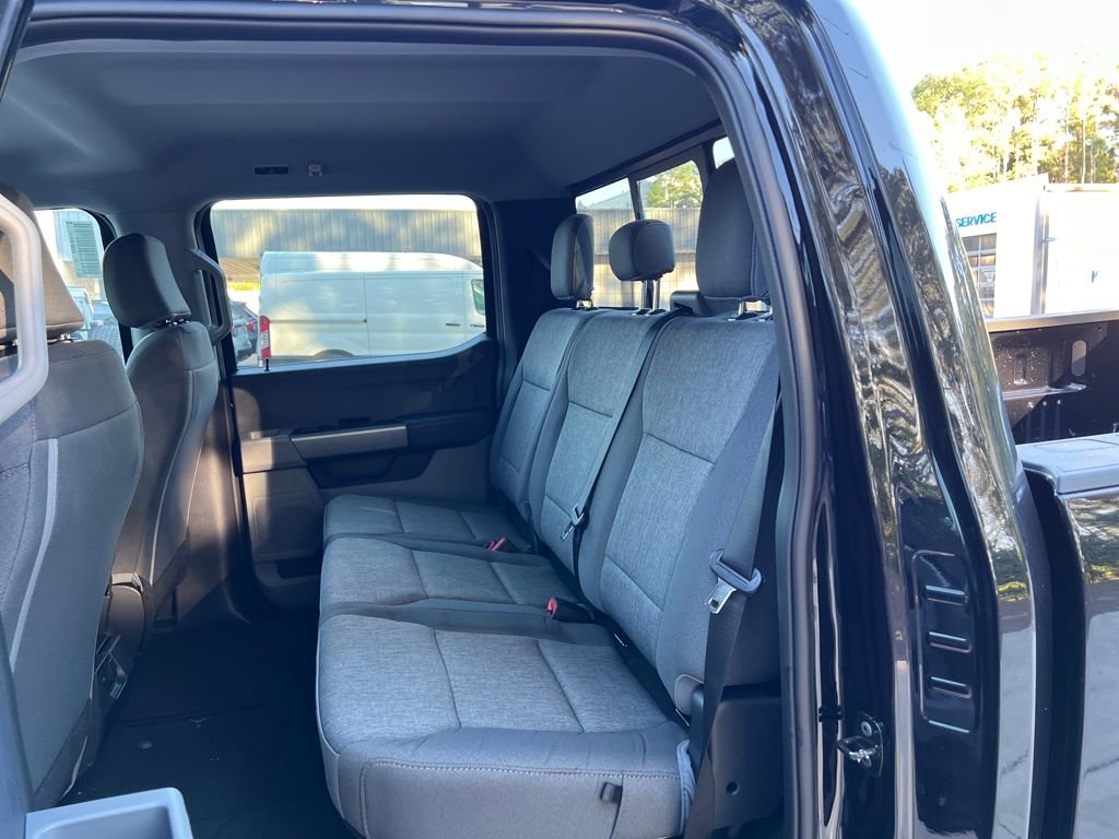 New 2026 Ford F250 XL w/ STX Appearance Package image 17