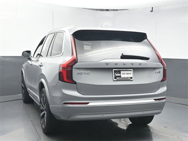 Used 2025 Volvo XC90 B5 Core w/ Protection Package image 6