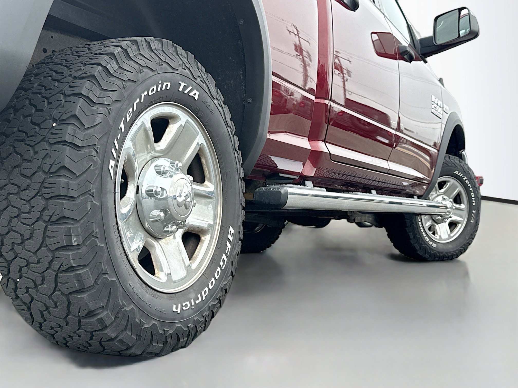 Used 2017 RAM 2500 Tradesman w/ Chrome Appearance Group image 16