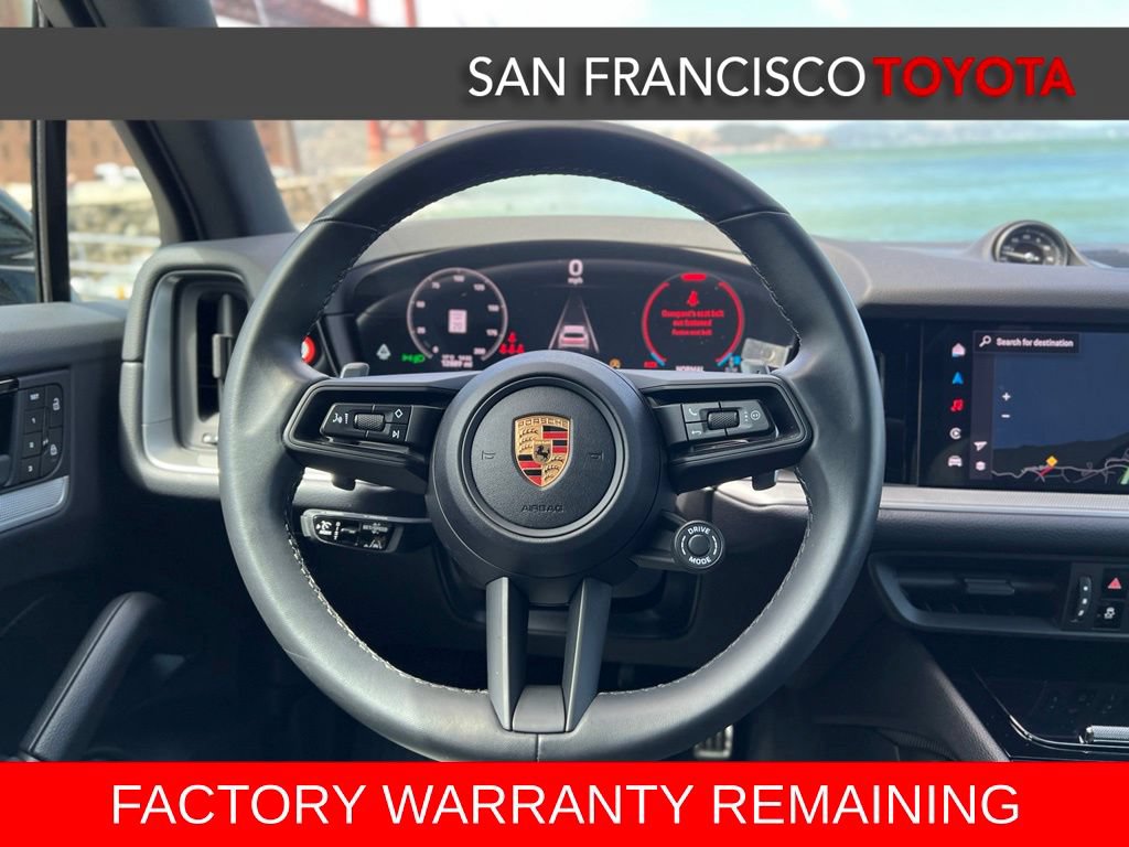 Used 2024 Porsche Cayenne S AWD/4WD image 31