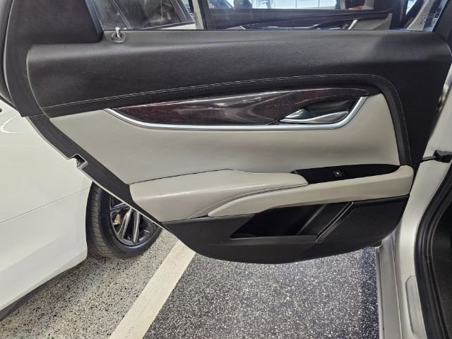 Used 2013 Cadillac XTS Luxury w/ Driver Awareness Package image 24