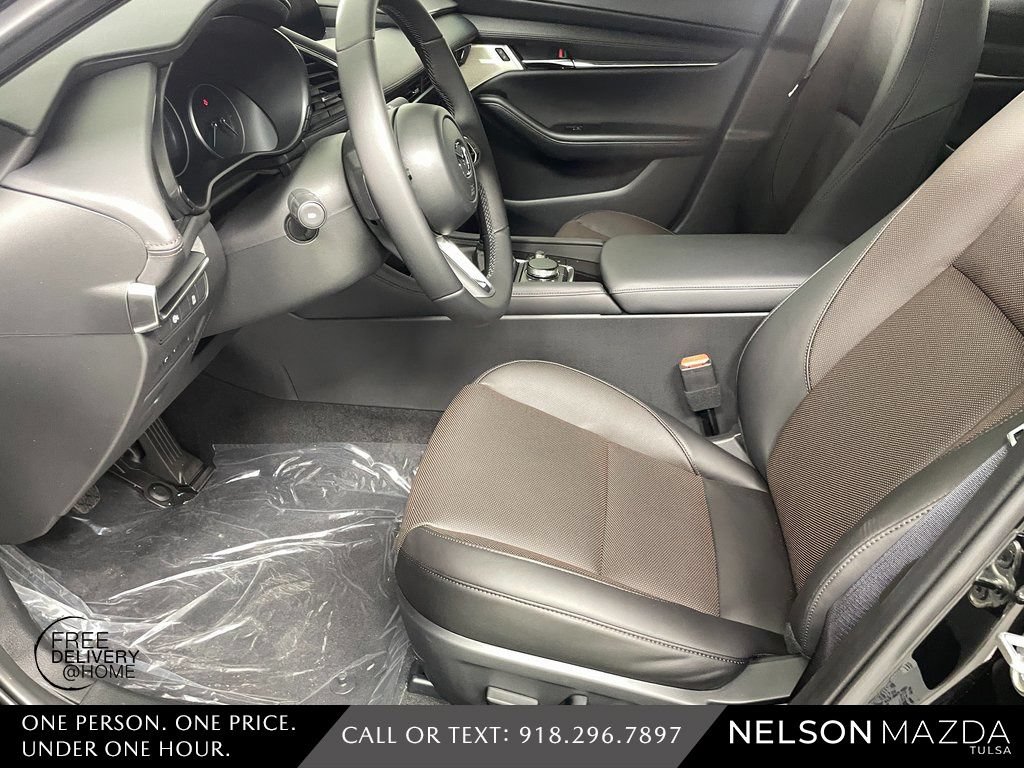 New 2026 MAZDA MAZDA3 2.5 S Hatchback w/ Premium Pkg FWD image 17