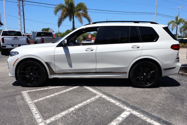 Used 2022 BMW X7 M50i AWD/4WD image 4