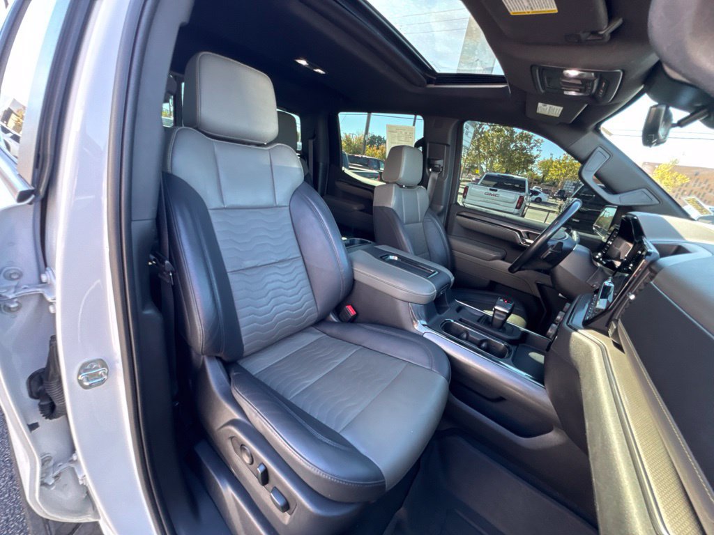 Used 2022 Chevrolet Silverado 1500 ZR2 w/ Technology Package AWD/4WD image 25