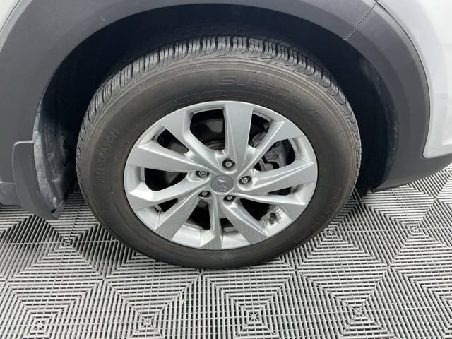 Used 2020 Hyundai Tucson Value AWD/4WD image 16