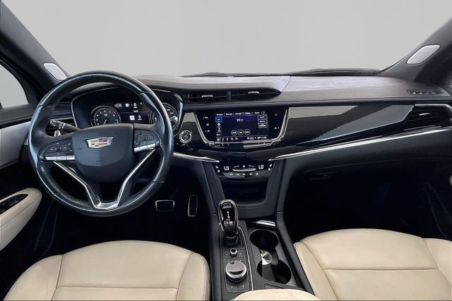 Certified 2024 Cadillac XT6 Sport w/ Technology Package AWD/4WD image 7