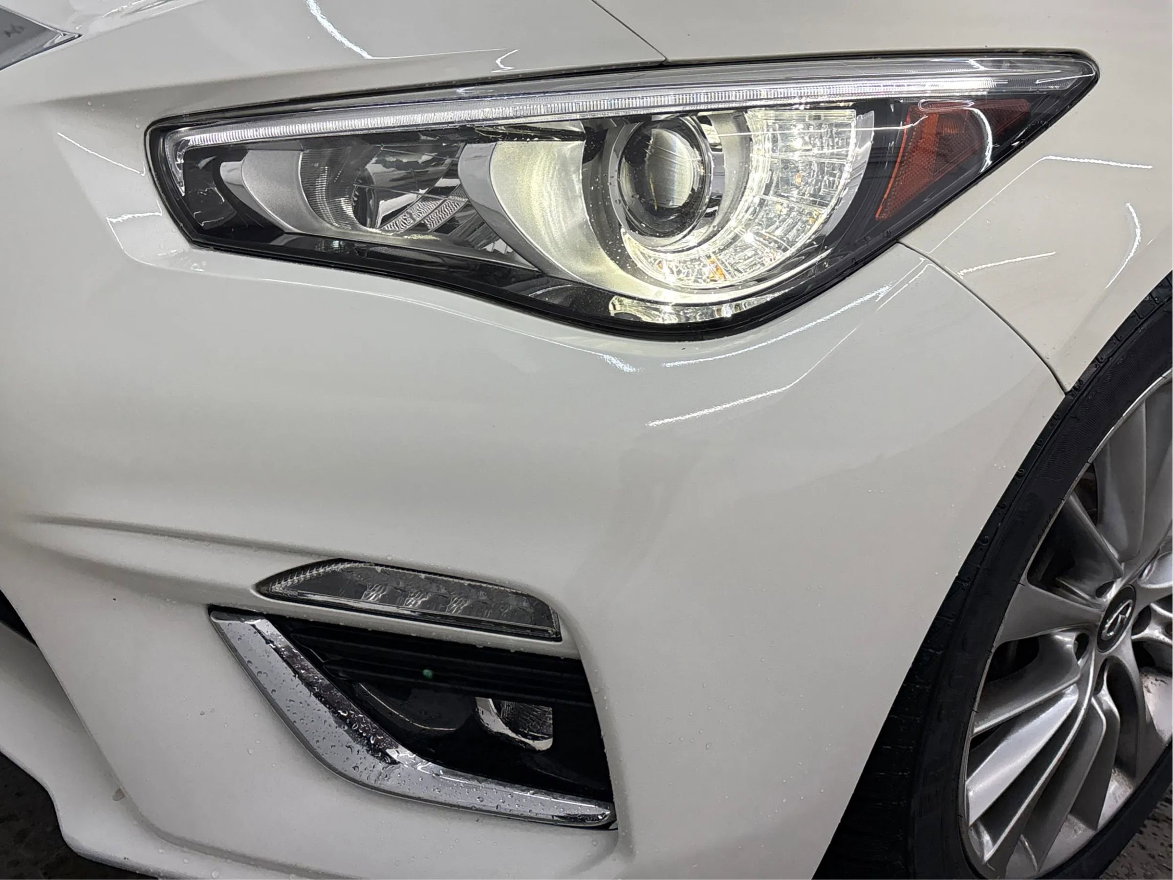 Used 2018 INFINITI Q50 Luxe w/ Essential Package (3.0T Luxe) AWD/4WD image 34