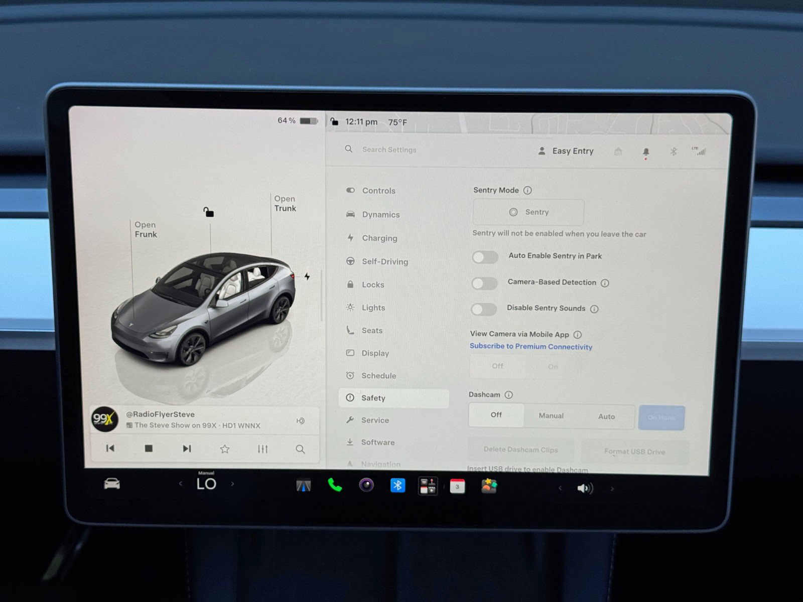 Used 2024 Tesla Model Y Long Range RWD image 27
