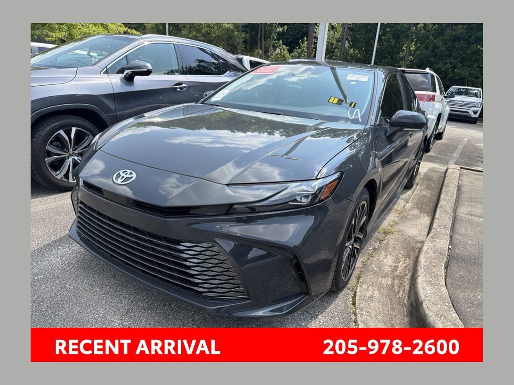 Used 2025 Toyota Camry XLE