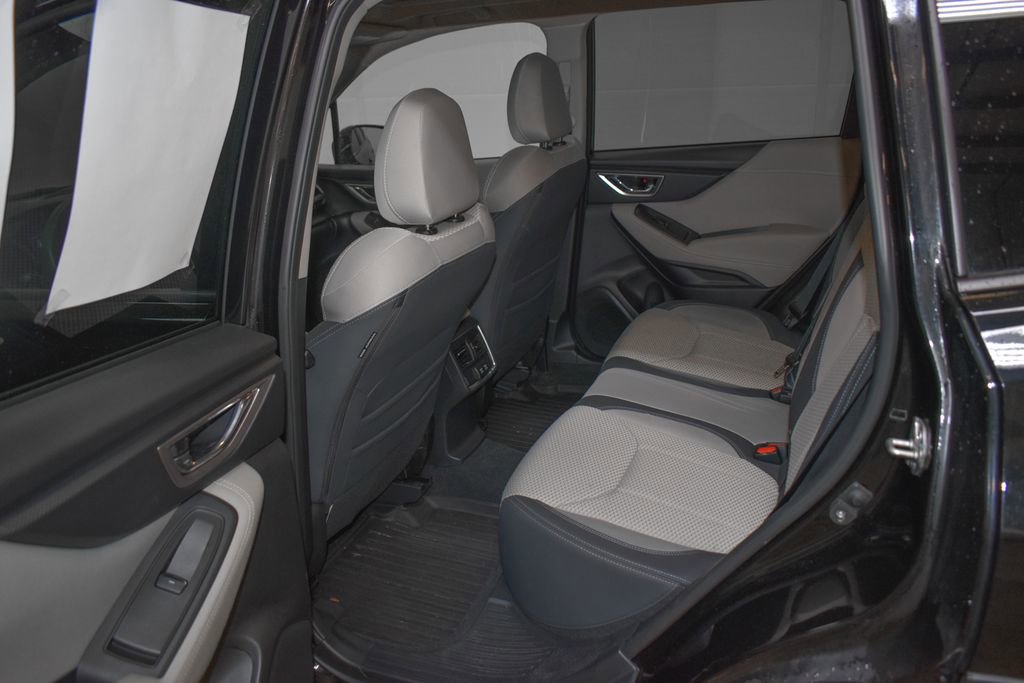 Used 2021 Subaru Forester Premium image 23