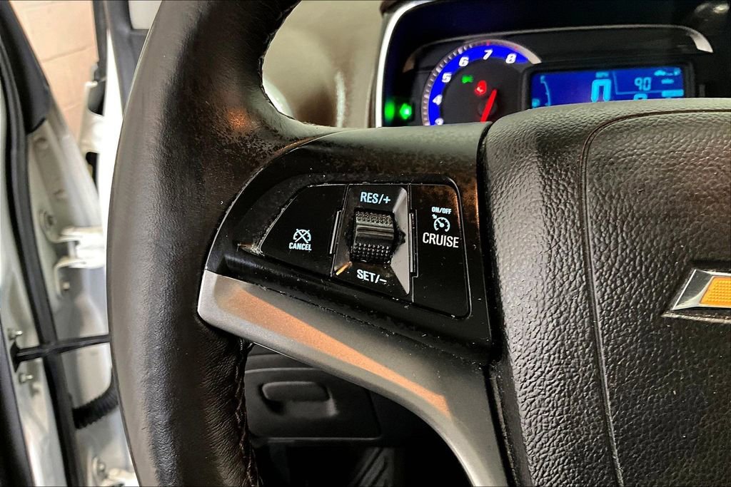 Used 2015 Chevrolet Trax LT w/ LT Sun and Sound Package image 10