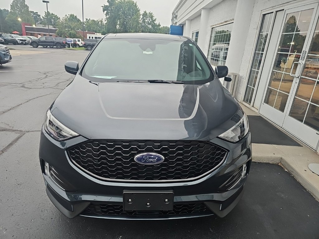 Used 2024 Ford Edge ST-Line AWD/4WD image 3