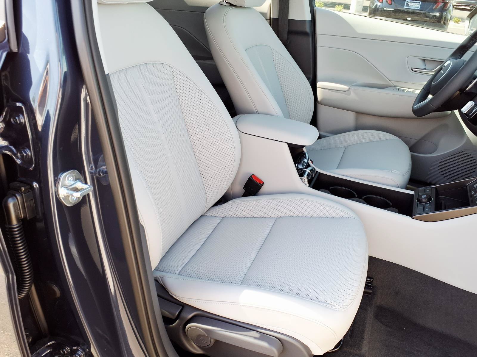New 2026 Hyundai Kona SEL Premium FWD image 7