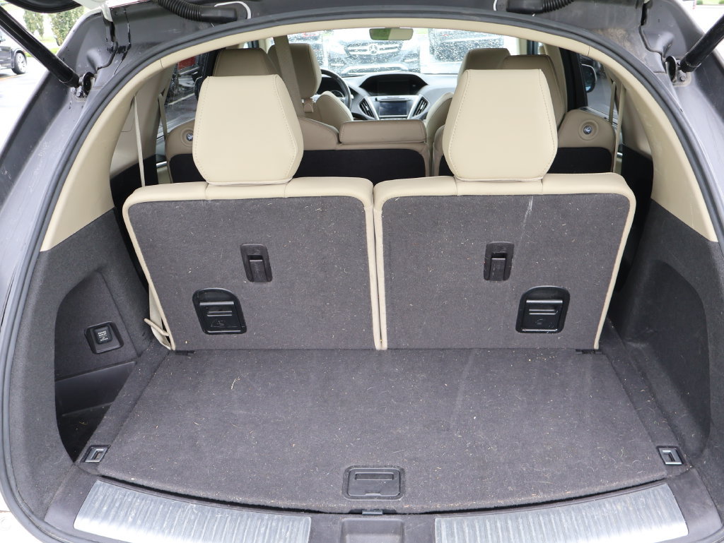 Used 2016 Acura MDX w/ Tech & Entertainment Pkg AWD/4WD image 17