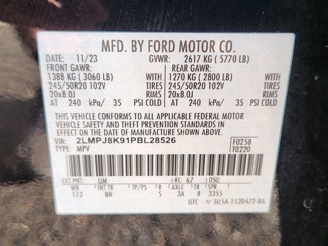 Used 2023 Lincoln Nautilus Reserve image 28