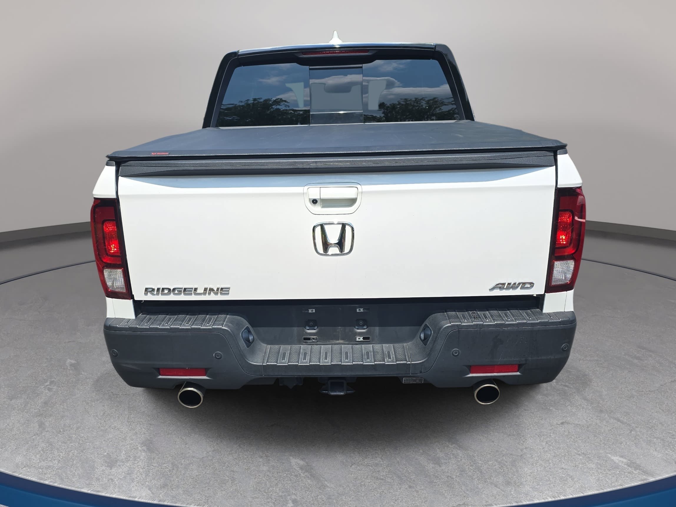 Used 2023 Honda Ridgeline Black Edition image 6