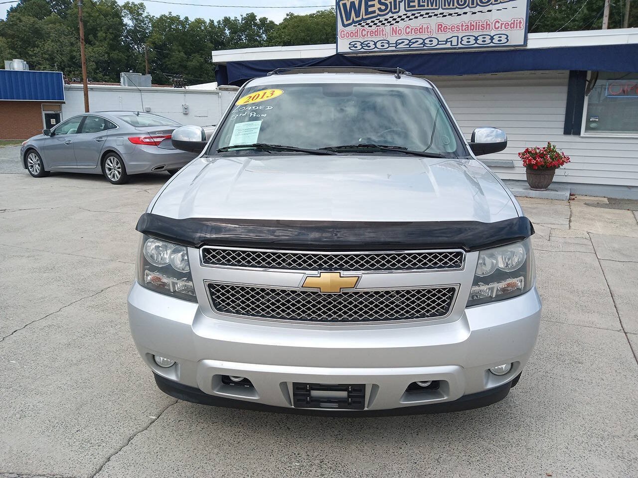 Used 2013 Chevrolet Tahoe LTZ AWD/4WD image 2
