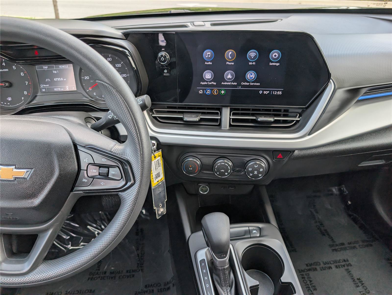 Used 2025 Chevrolet Trax LS FWD image 17