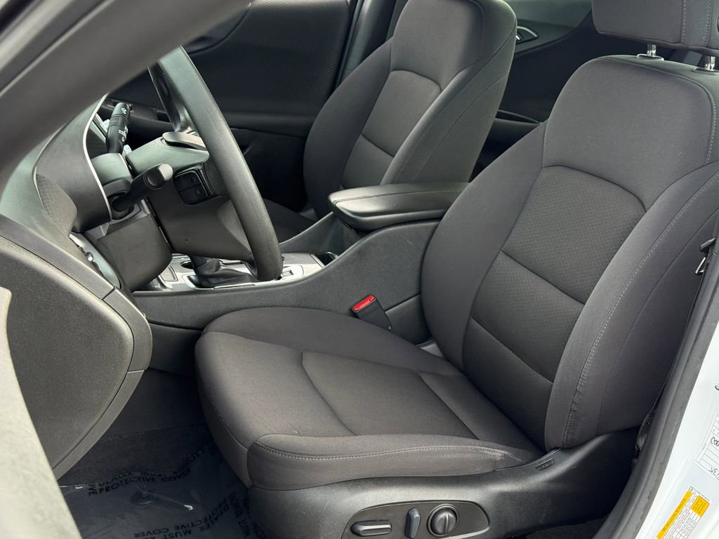 Used 2023 Chevrolet Malibu LT image 20