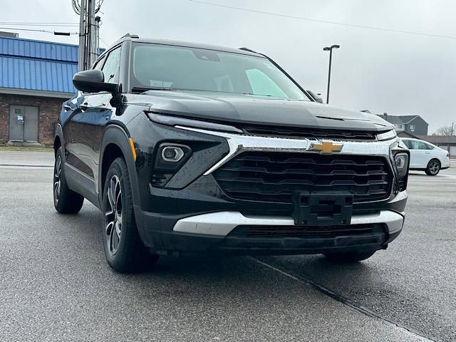 Used 2025 Chevrolet TrailBlazer LT image 11