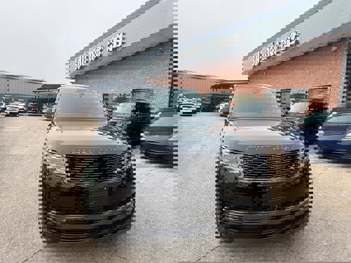 Used 2025 Land Rover Range Rover Long Wheelbase SE image 8