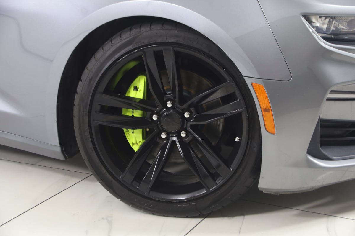 Used 2020 Chevrolet Camaro SS RWD image 18