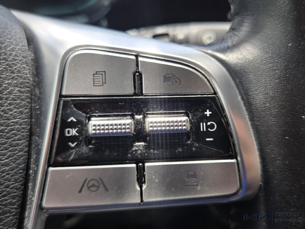 Certified 2024 Kia Telluride EX w/ EX Captain's Chair Package FWD image 28