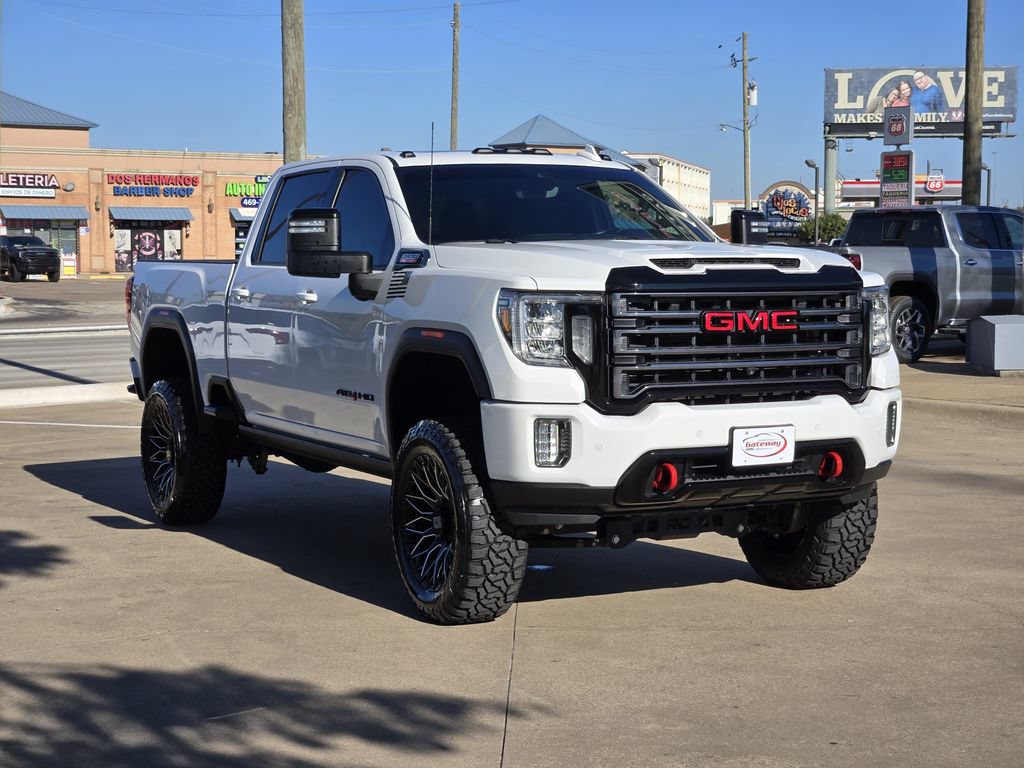 Used 2021 GMC Sierra 2500 AT4 w/ AT4 Premium Plus Package AWD/4WD image 3