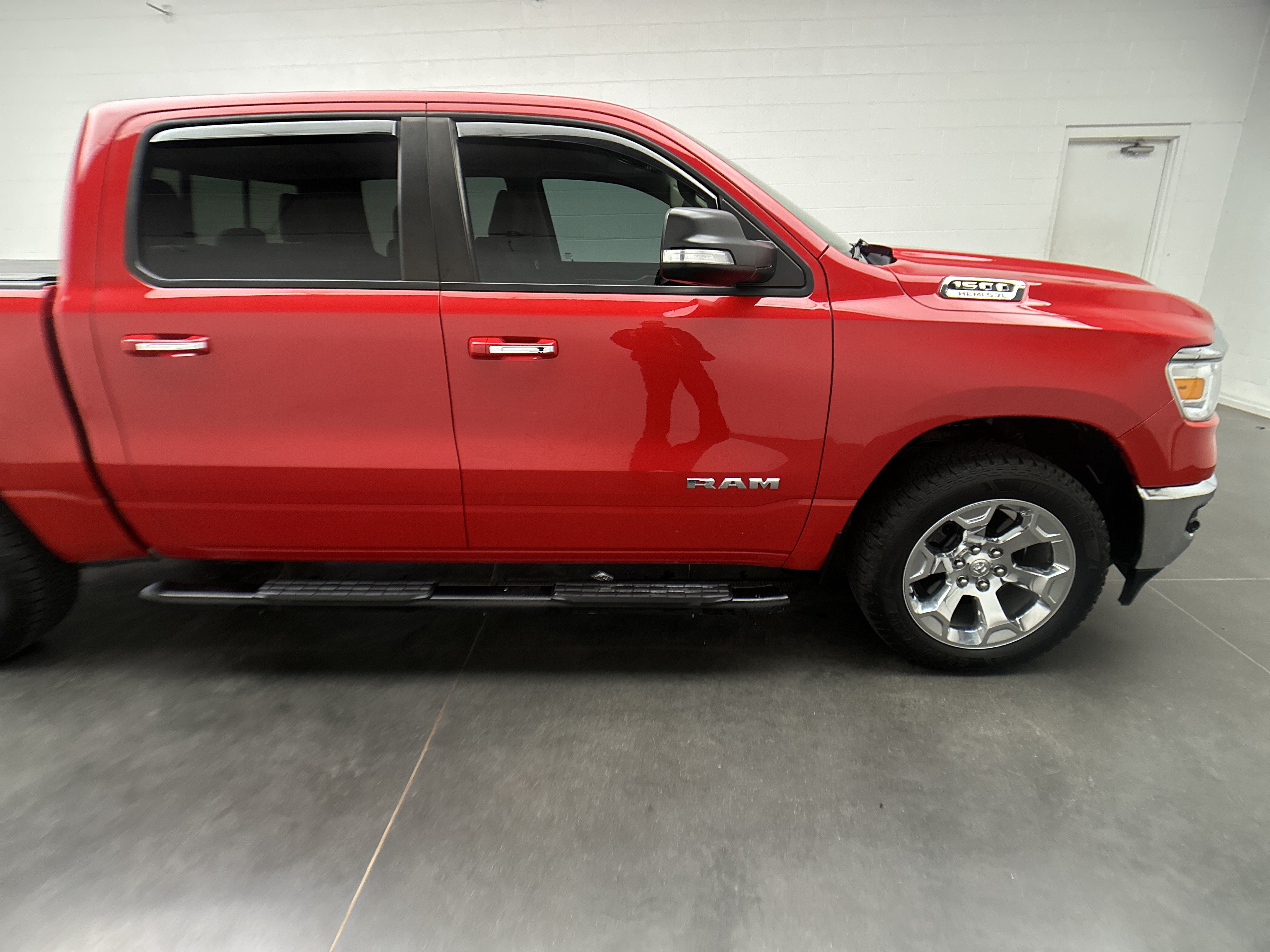 Used 2019 RAM 1500 Big Horn AWD/4WD image 10