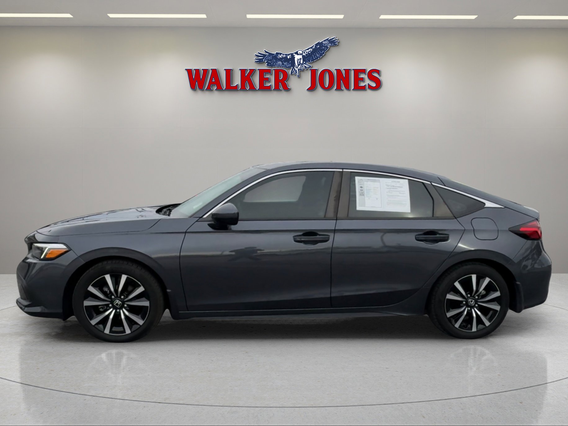 Used 2024 Honda Civic EX-L image 6