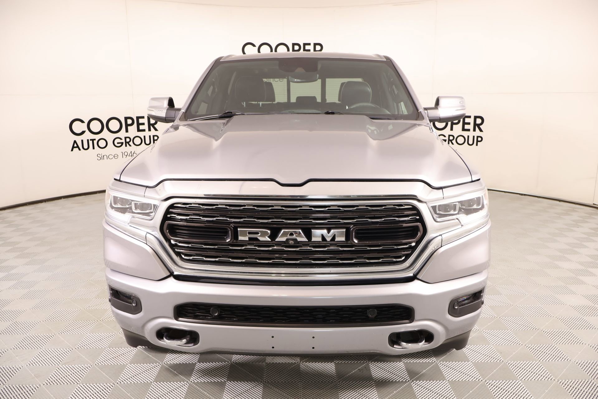 Used 2019 RAM 1500 Limited w/ Advanced Safety Group AWD/4WD image 10