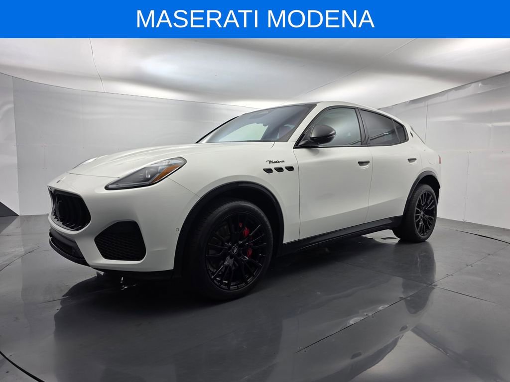 Used 2025 Maserati Grecale Modena image 8