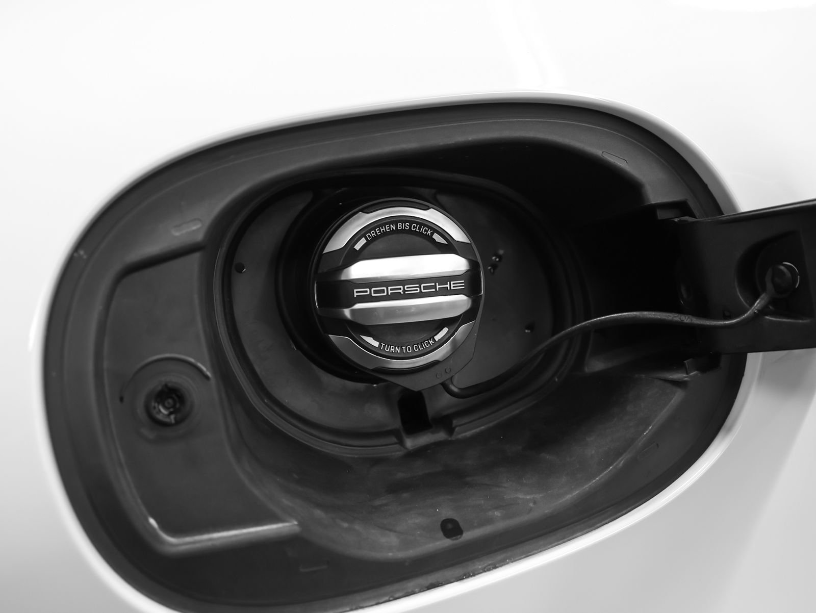 Certified 2022 Porsche Macan S image 20