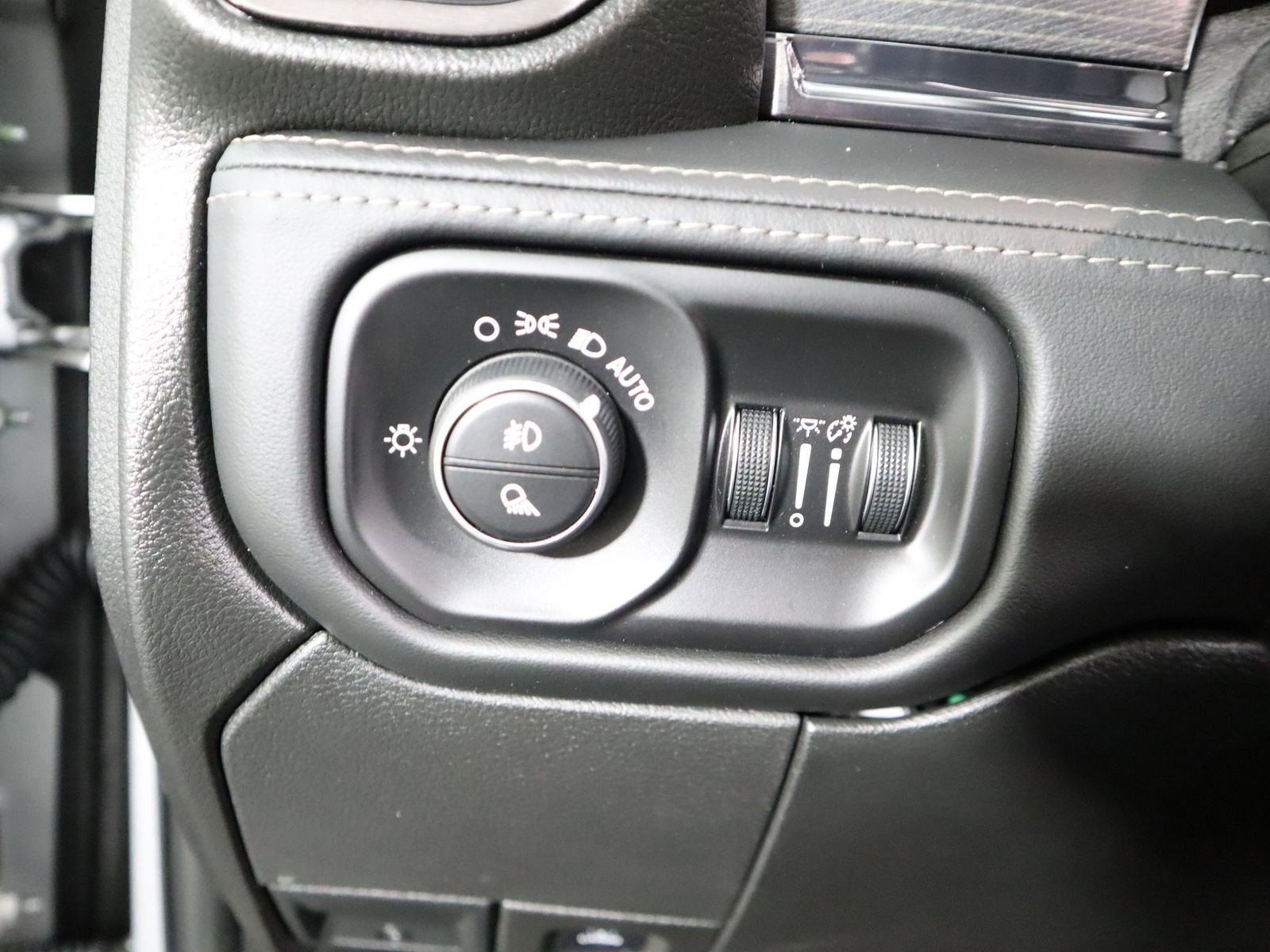 Used 2022 RAM 2500 Limited image 37