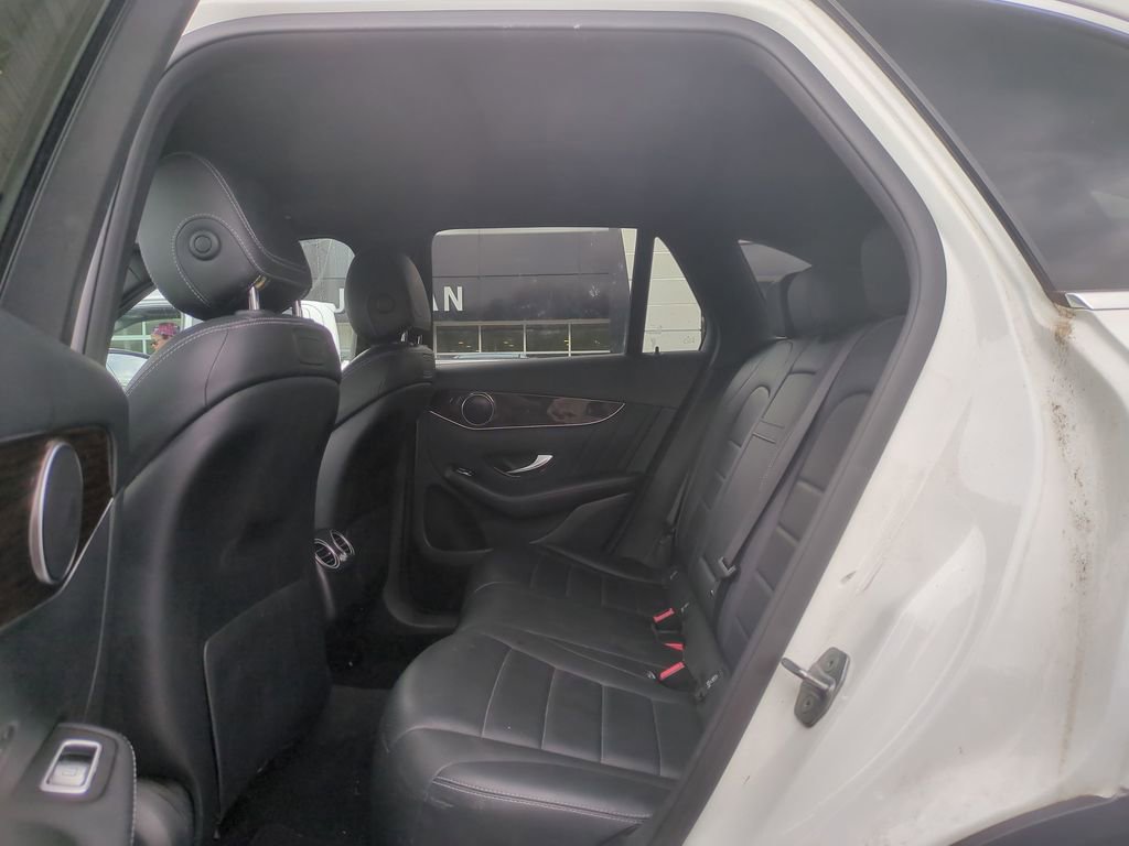 Used 2019 Mercedes-Benz GLC 300 4MATIC image 15