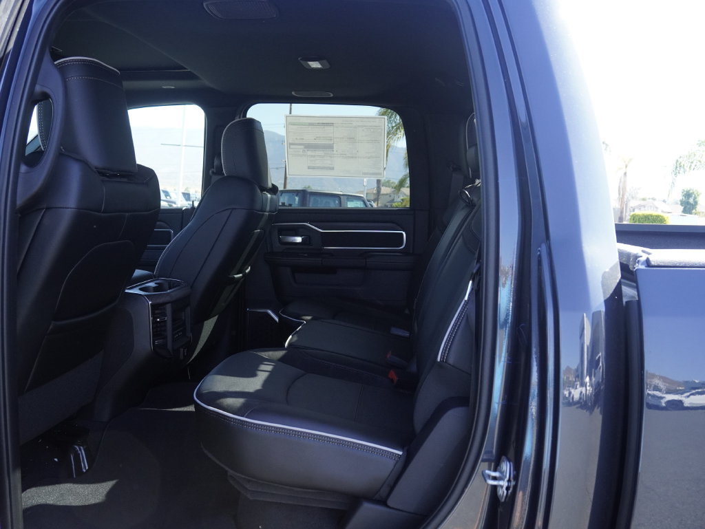 New 2026 RAM 2500 Laramie w/ Night Edition AWD/4WD image 25