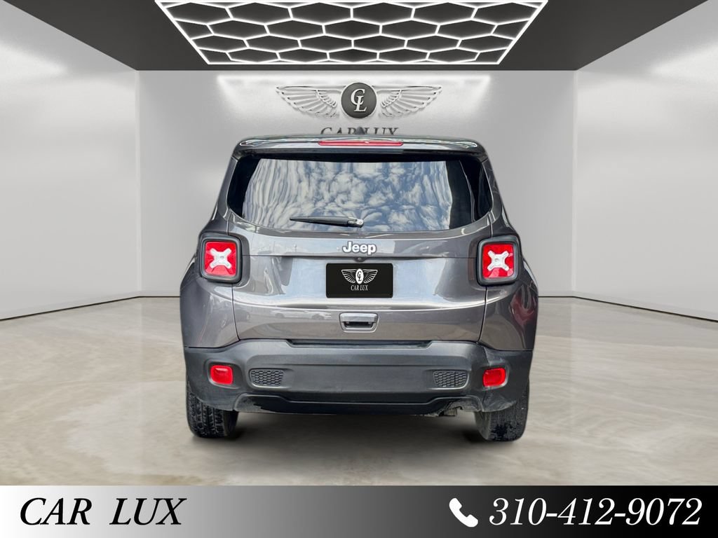 Used 2021 Jeep Renegade Sport FWD image 4